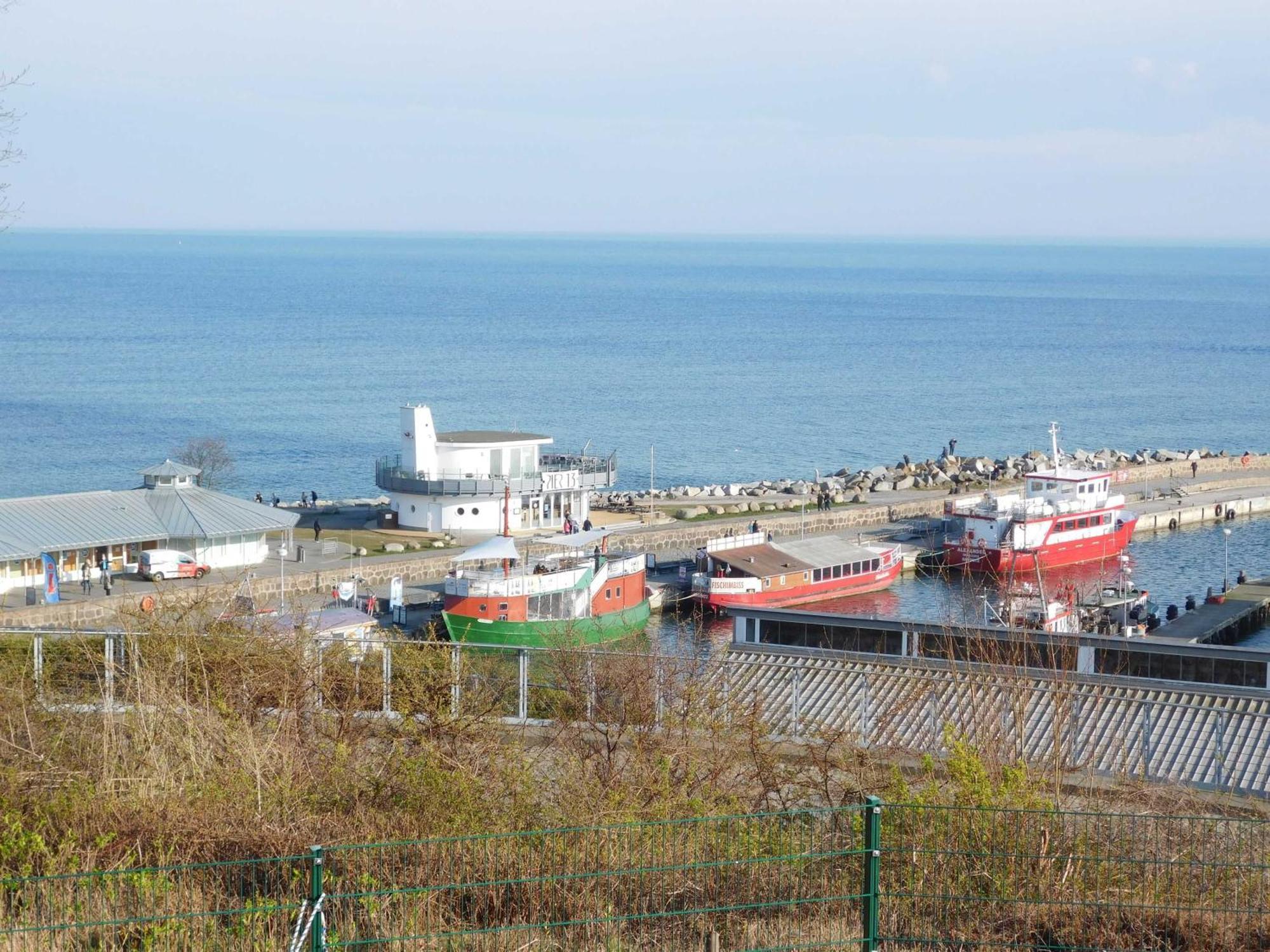 Seelotsenstation Mit Hafenblick By Unsere Urlaubszeit Apartment Sassnitz