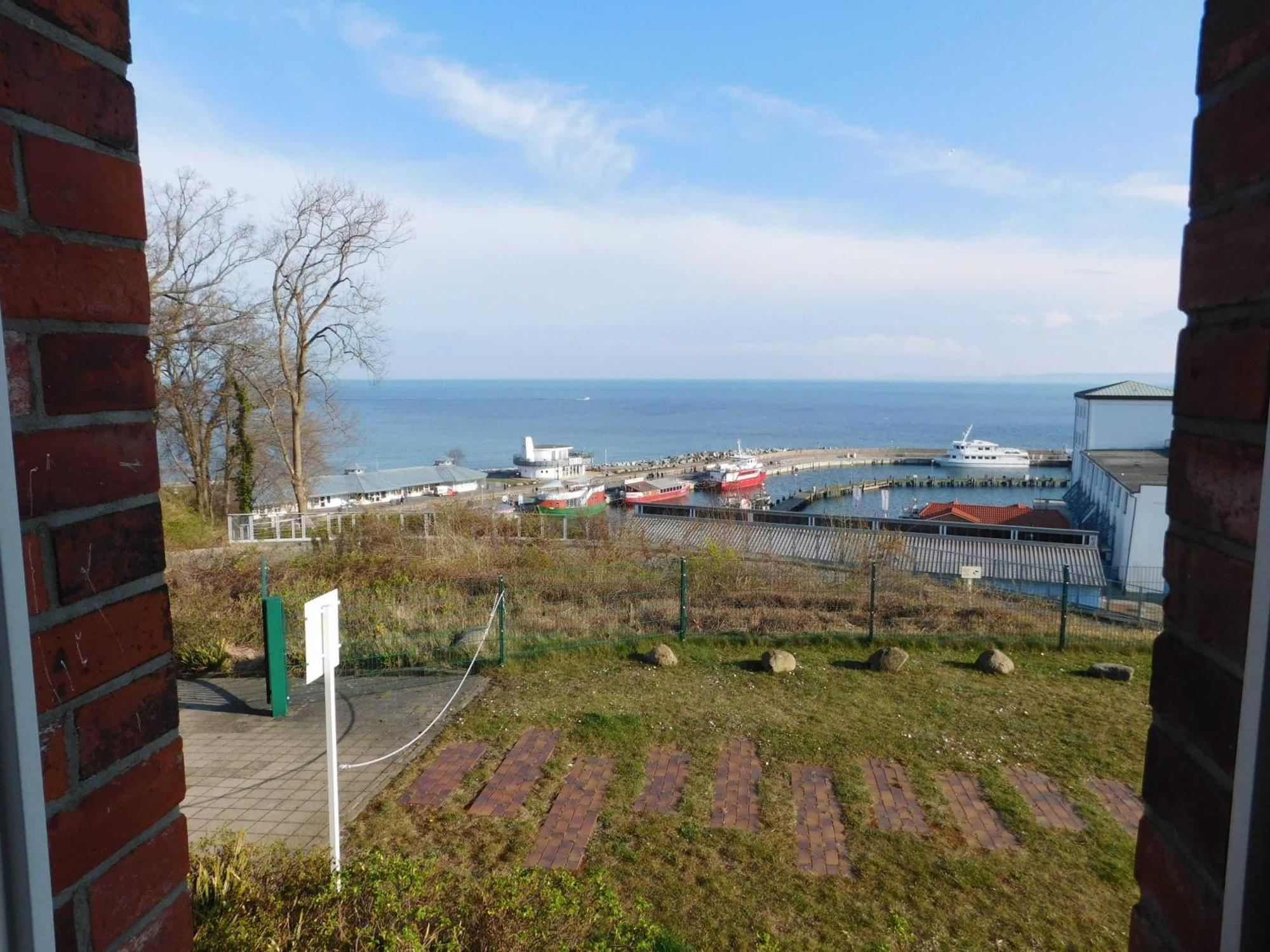 Seelotsenstation Mit Hafenblick By Unsere Urlaubszeit Apartment Sassnitz